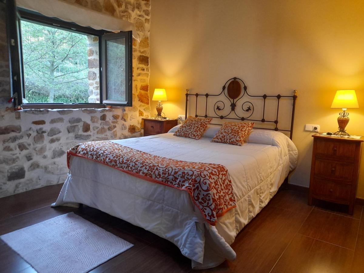 Apartamentos Rurales Larrago ブストゥリア エクステリア 写真