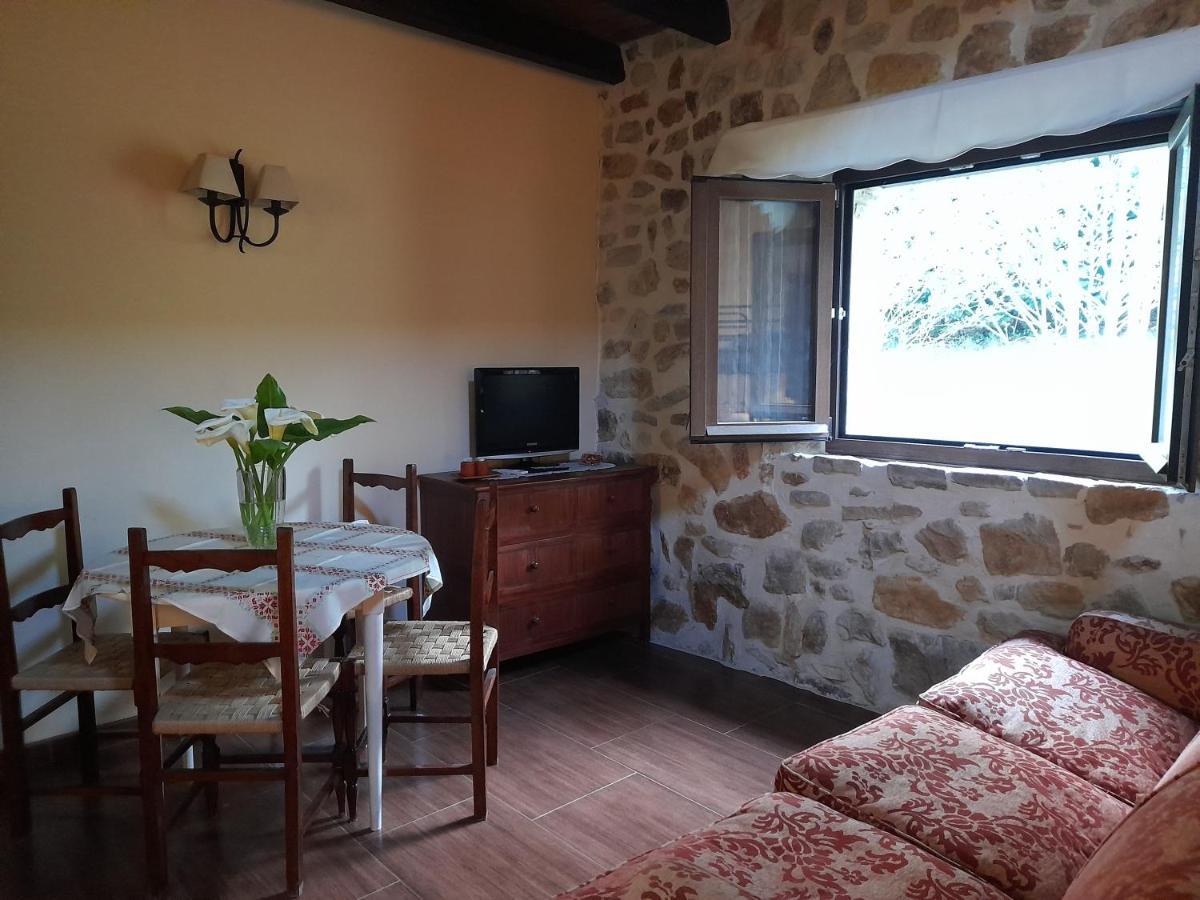 Apartamentos Rurales Larrago ブストゥリア エクステリア 写真