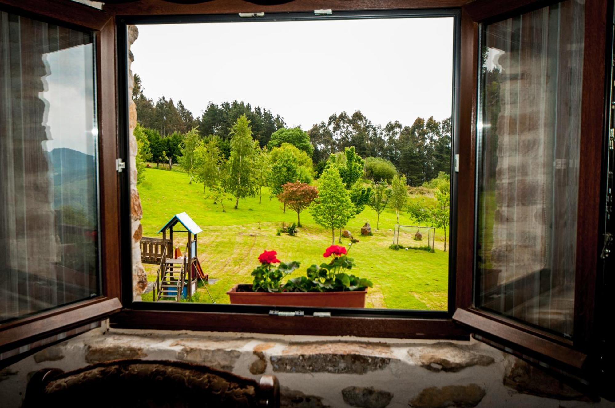 Apartamentos Rurales Larrago ブストゥリア エクステリア 写真